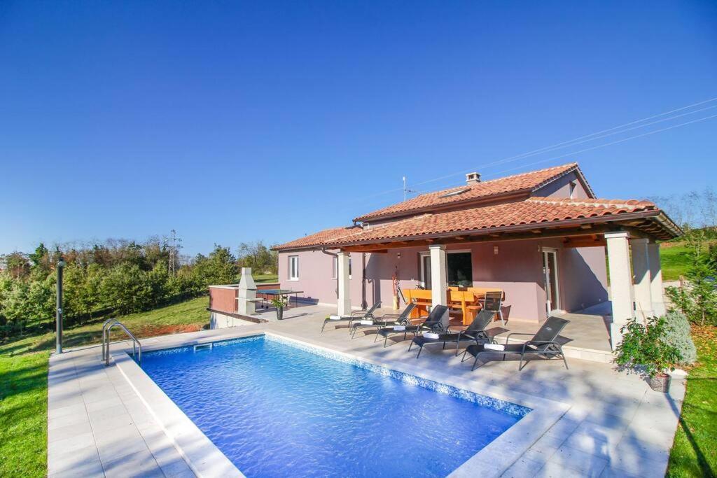 Modern House With Private Pool Villa Zminj ภายนอก รูปภาพ